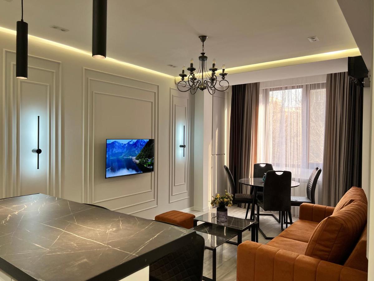 Cozy Apt 3 City Center เยเรวาน ภายนอก รูปภาพ